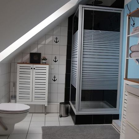 Privatzimmer Mit Eigenem Bad Und Kueche Burgwedel  Exterior foto